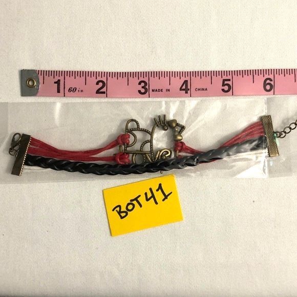 Kitty Love Braided PU Leather Wrap Charm Bracelet Red & Black - Picture 2 of 3